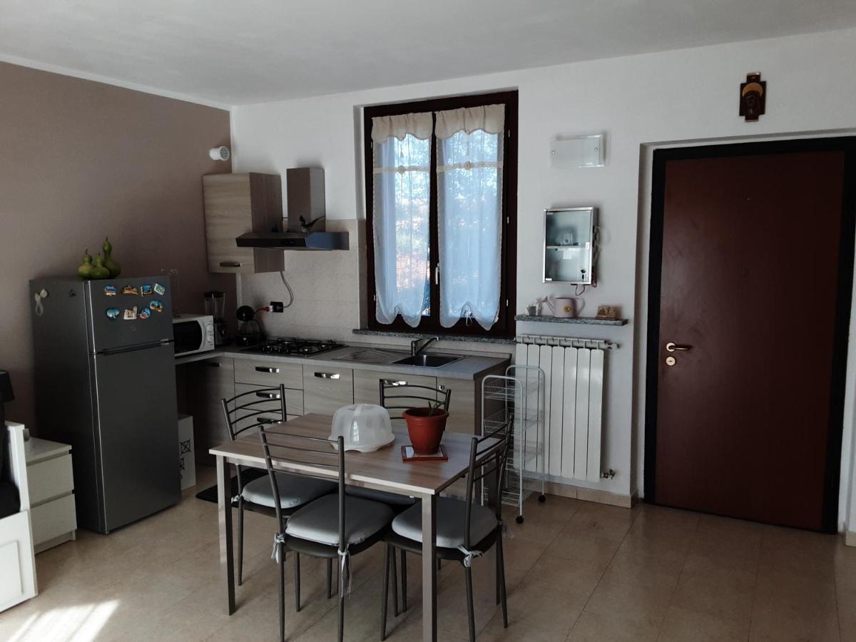 Appartamento Sofia In Zona Residenziale Strategica Wifi Gratuito Carbonara al Ticino Exterior foto
